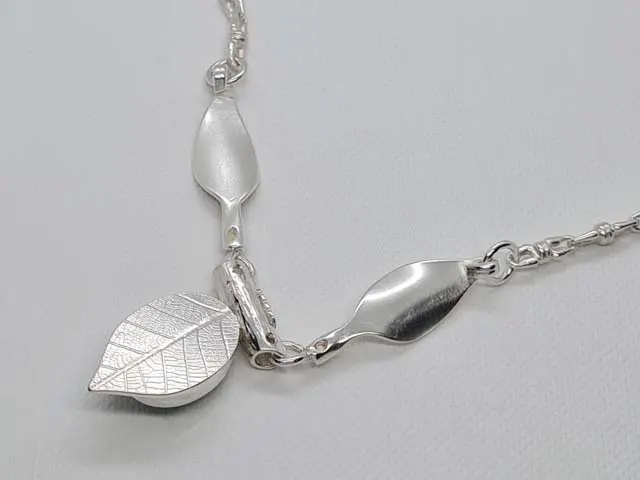 leaves and fruit motif sterling silver necklace02